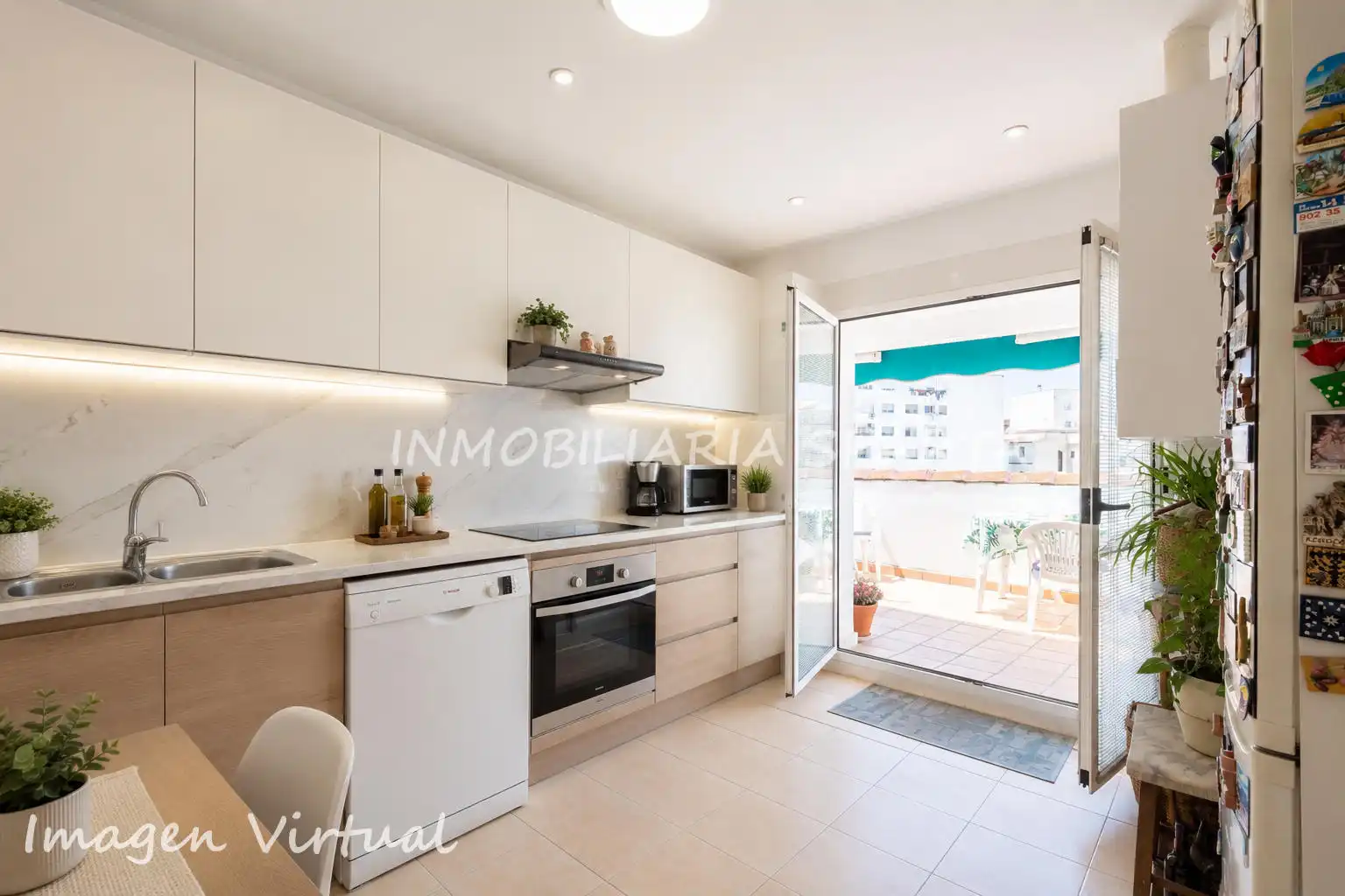 Kitchen of Duplexes for sale in Ciudad Real  with Air Conditioner, Heating and Parquet flooring