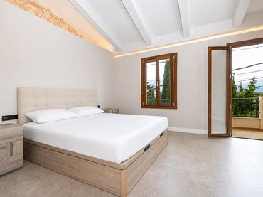 Piano terra con balcone in affitto a Selva