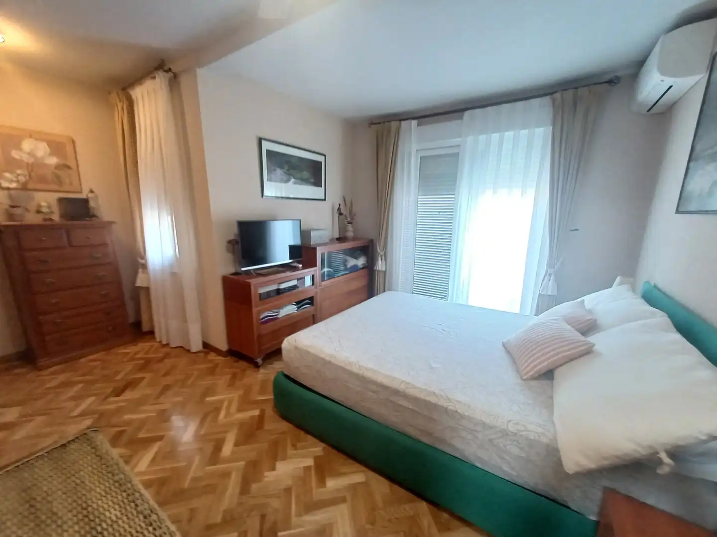 Bedroom of Houses for sale in Moralzarzal  with Air Conditioner, Heating and Private garden