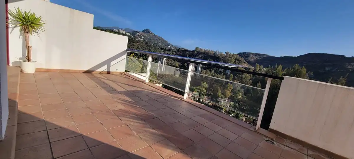 Apartamento con piscina en venta en Los Flamingos, imagen 3
