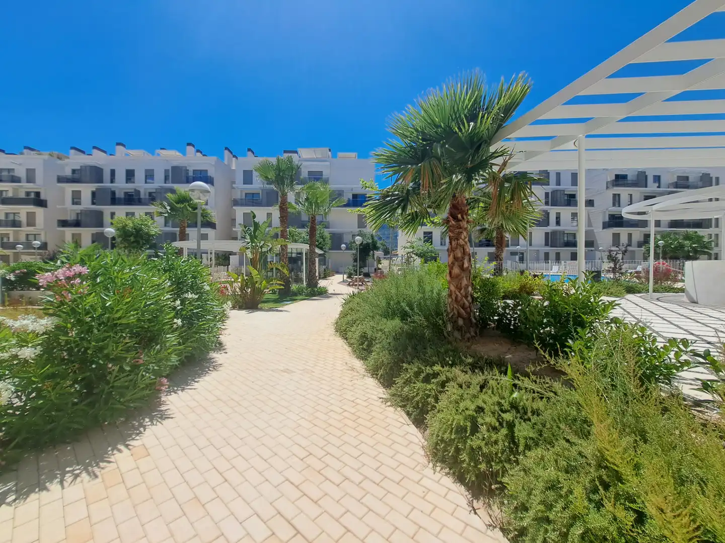 Vista exterior de Apartamento en venta en Dénia con Aire acondicionado, Calefacción y Jardín privado