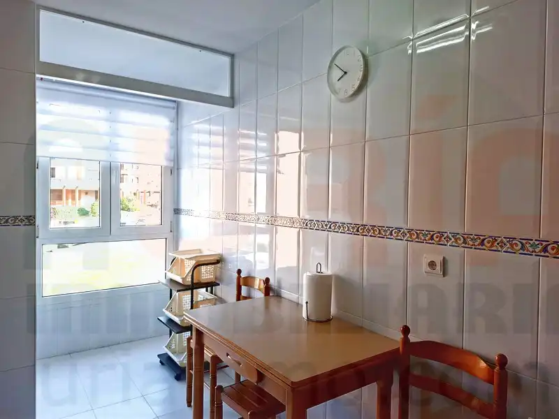 Kitchen of Flat for rent in Oviedo   with Heating, Storage room and Furnished