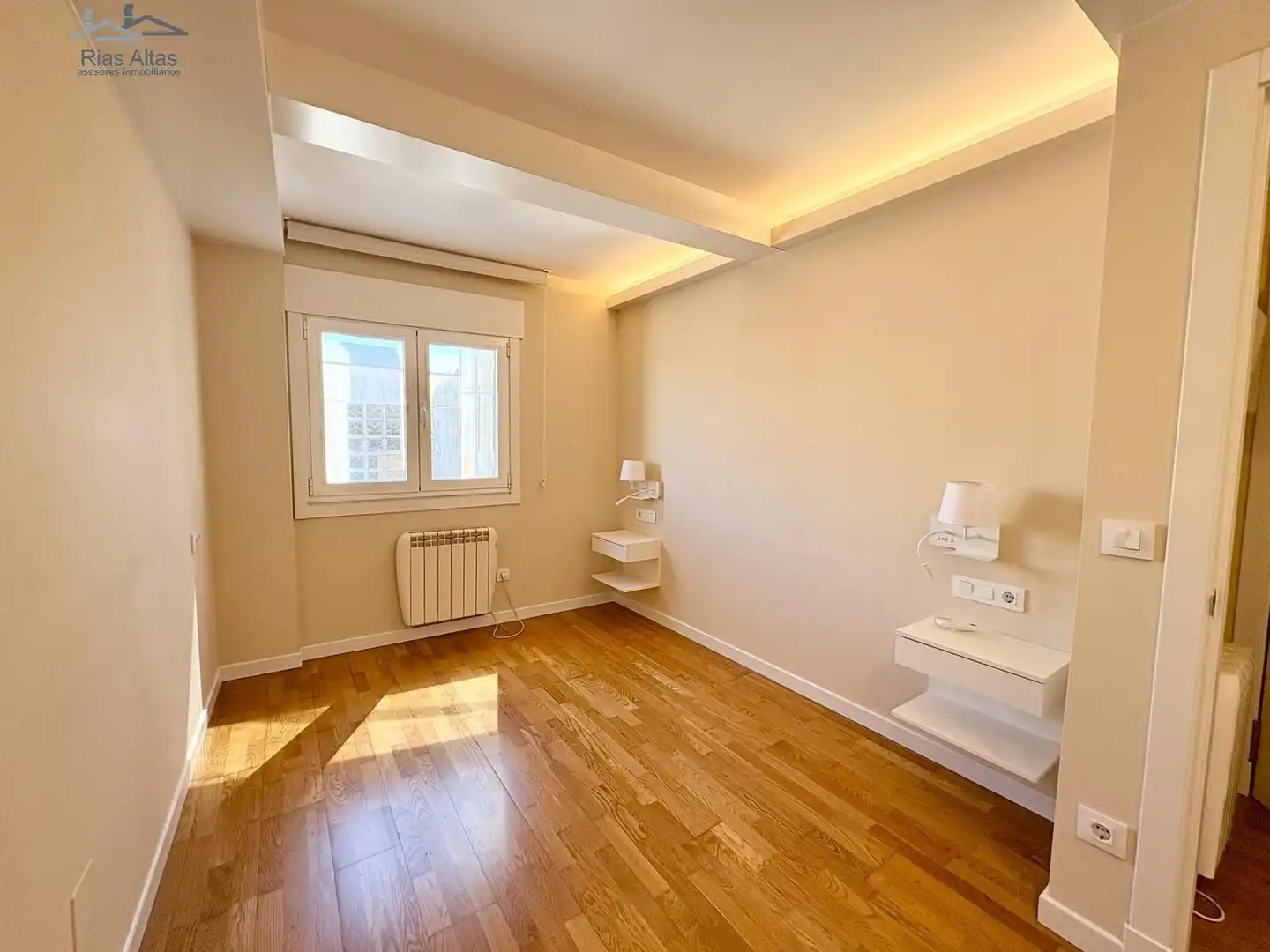 Habitación de Piso en venta en A Coruña Capital  con Calefacción