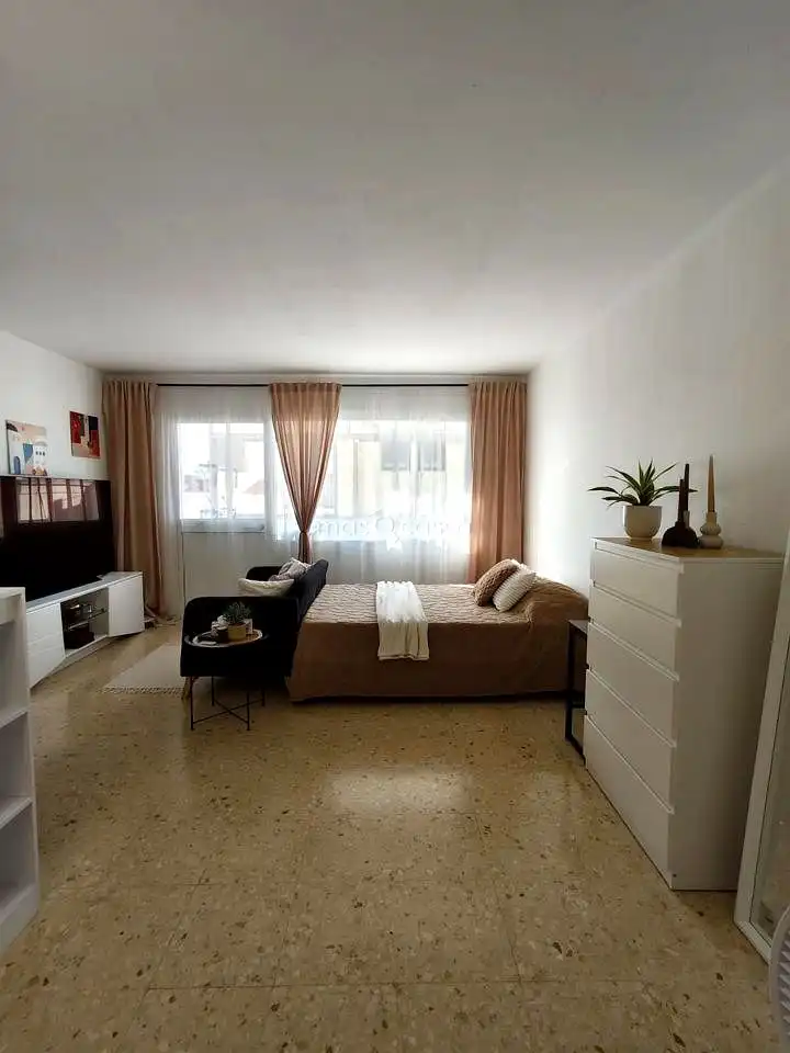 Dormitori de Estudi de lloguer en La Línea de la Concepción amb Terrassa