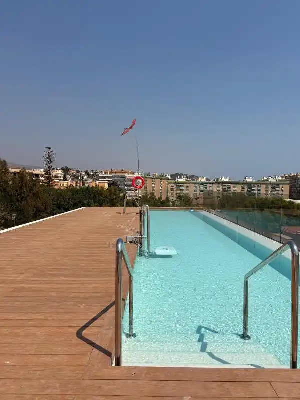 Piscina de Piso de alquiler en Málaga con Aire acondicionado, Calefacción y Terraza