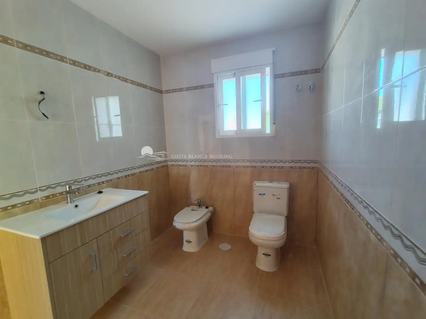 Bany de Casa o xalet en venda en L'Alfàs del Pi amb Calefacció, Jardí privat i Terrassa