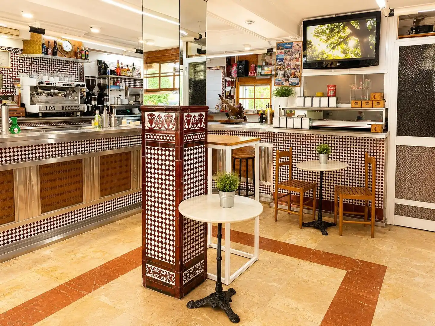 Local en venta en Sevilla