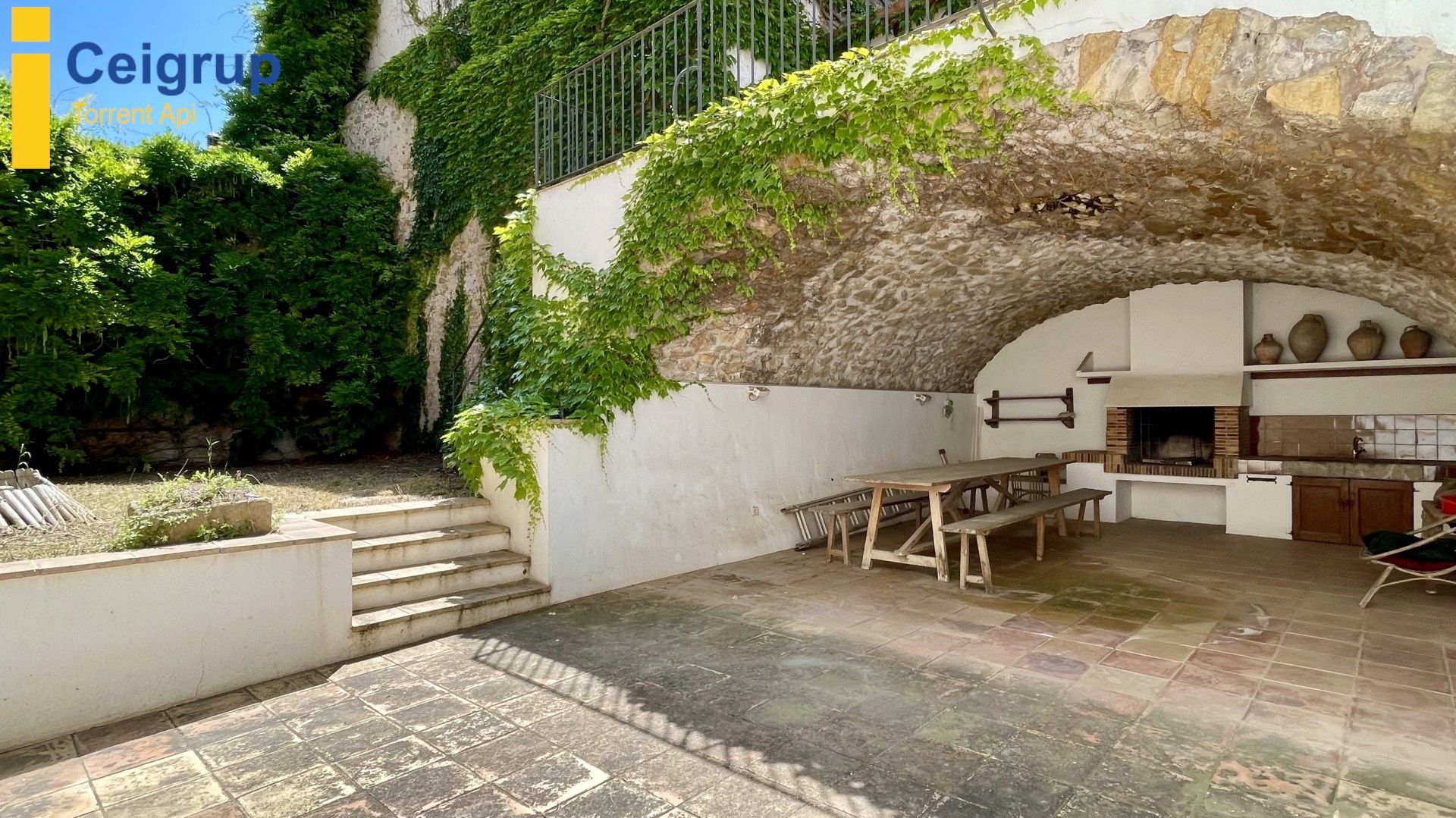 Jardí de Finca rústica en venda en Torroella de Montgrí amb Aire condicionat, Terrassa i Traster