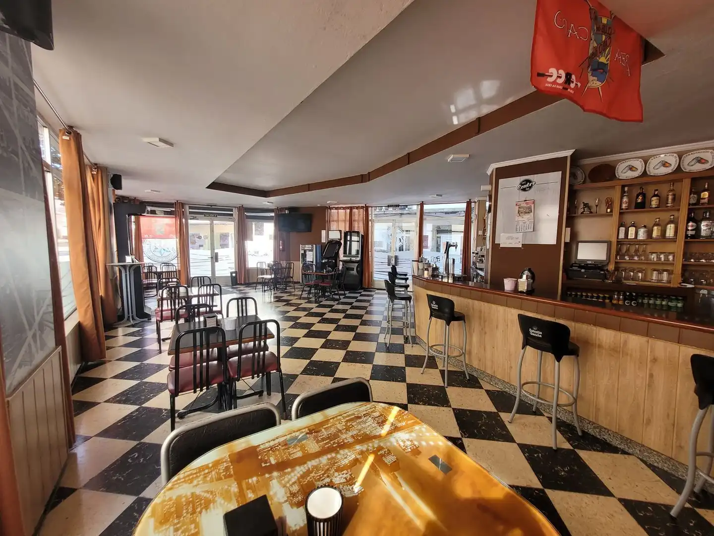 Local comercial en venda a Aldea Pesqueira 11