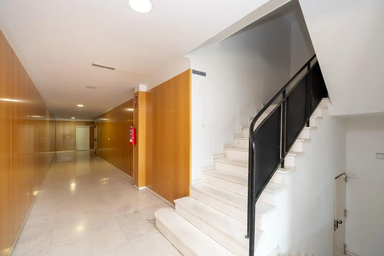 Piso en venta en Granada con Calefacción, Terraza y Trastero