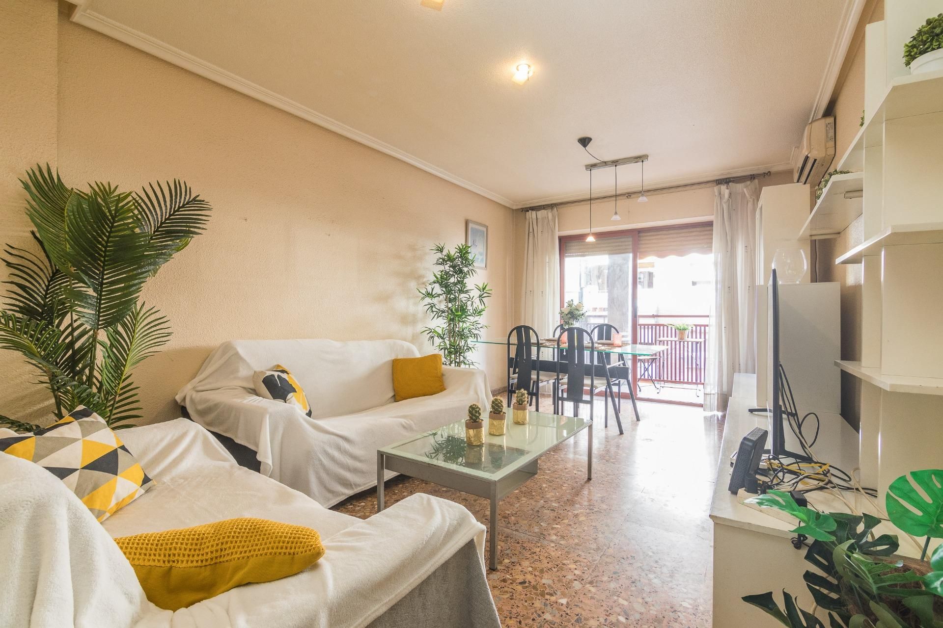 Sala de estar de Piso en venta en Elche / Elx con Aire acondicionado y Balcón