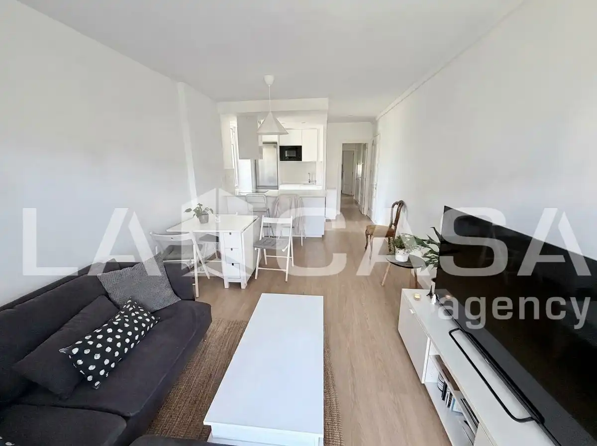 Living room of Flat for sale in Barcelona  with Balcony