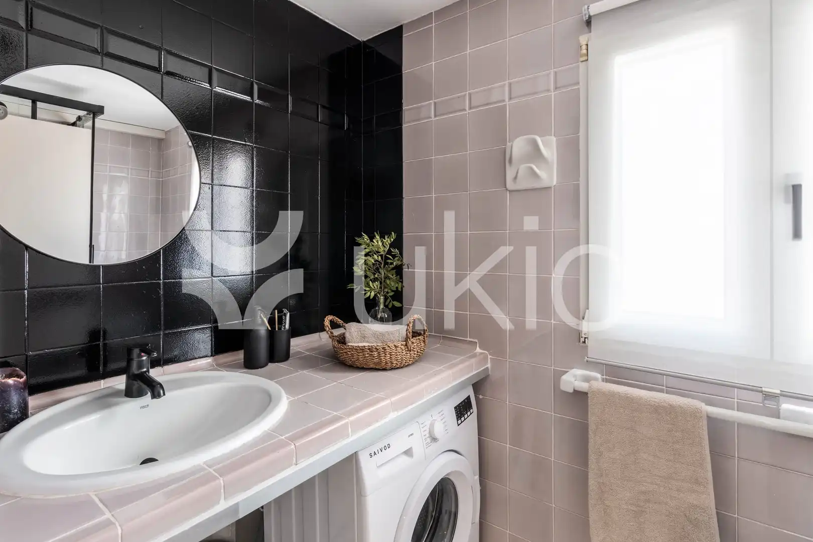 Badezimmer von Dachboden zur Miete in Madrid mit Klimaanlage, Heizung und Terrasse