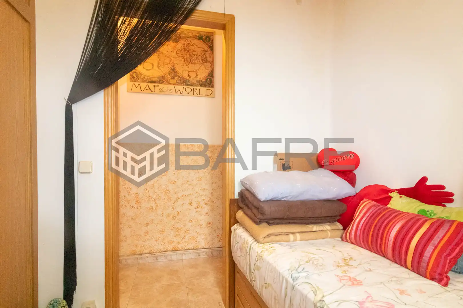 Habitación de Piso en venta en Madrid con Calefacción