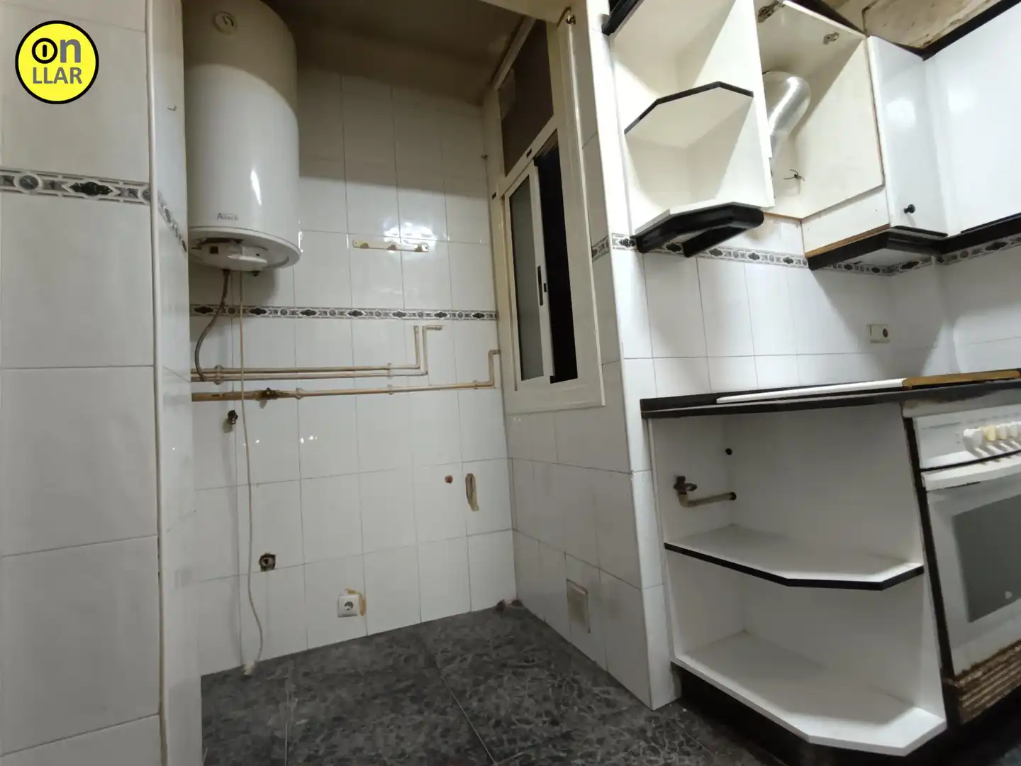 Cocina de Piso en venta en Parets del Vallès con Terraza y Balcón