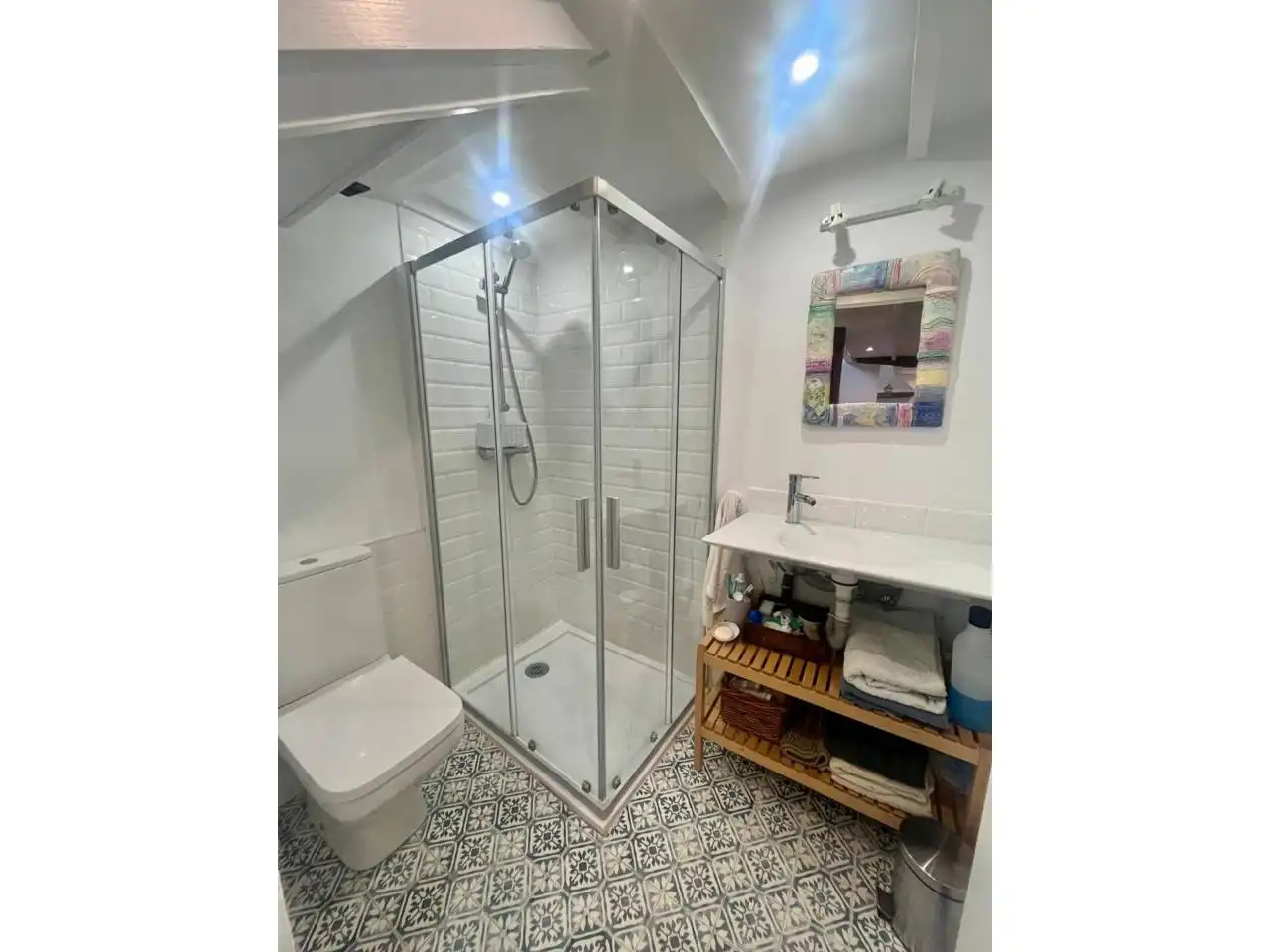 Badezimmer von Haus oder Chalet zur Miete in Miño mit Heizung, Privatgarten und Schwimmbad
