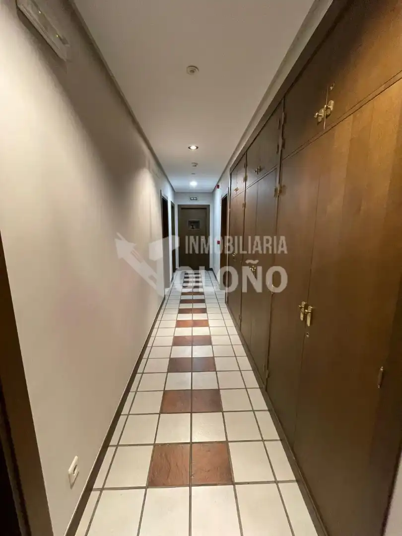 Edificio en venta en Castañares de Rioja