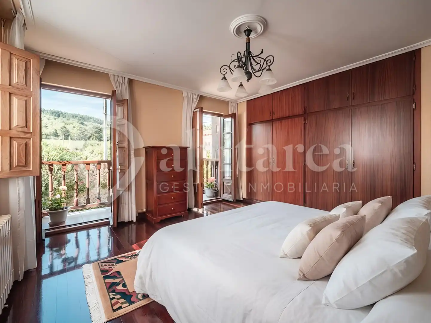 Bedroom of Country homes for sale in Camargo  with Heating, Private garden and Parquet flooring