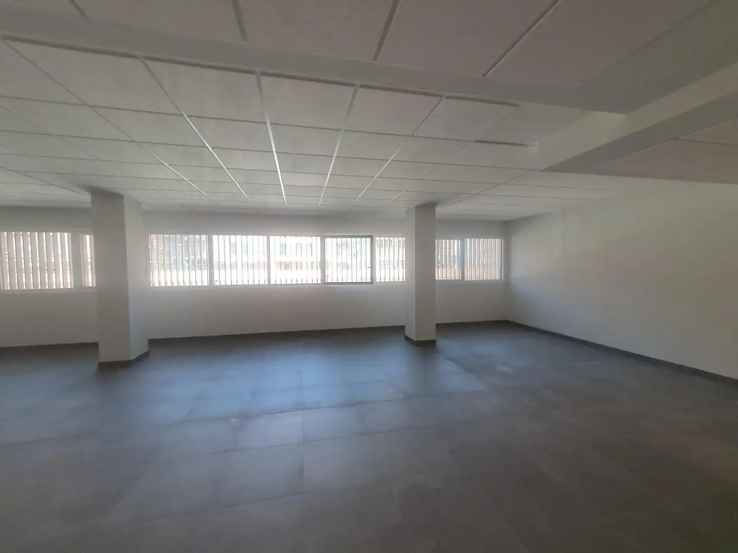 Oficina en venta en Sevilla
