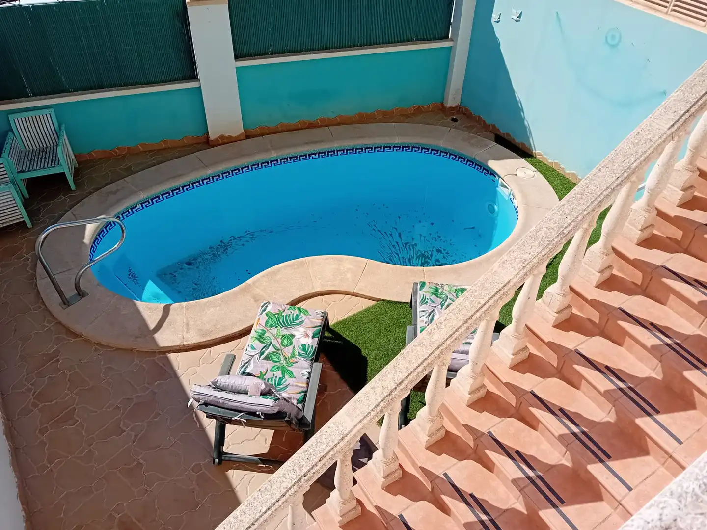 Xalet amb piscina en venda a Calle Albéniz