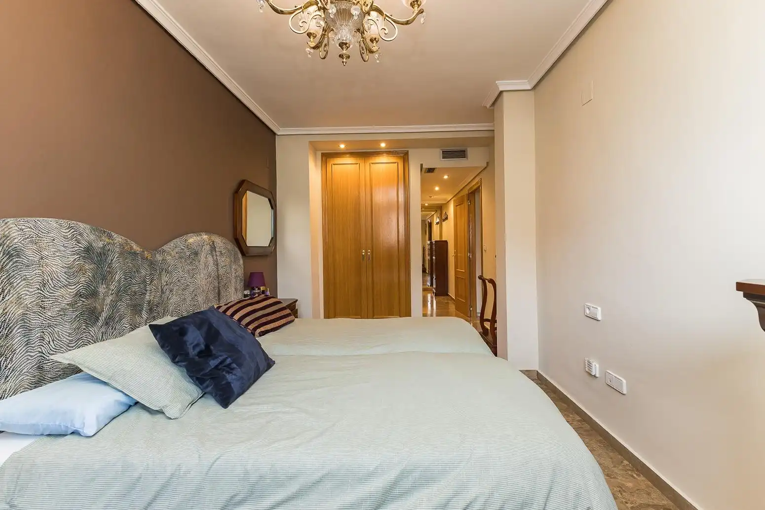 Habitación de Piso en venta en Valencia con Aire acondicionado y Calefacción