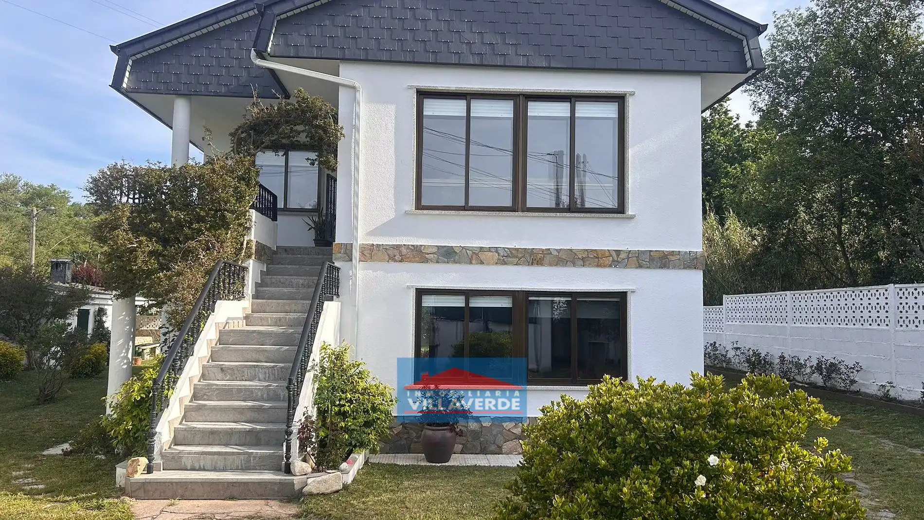 Außenansicht von Haus oder Chalet zur Miete in Cangas  mit Möbliert