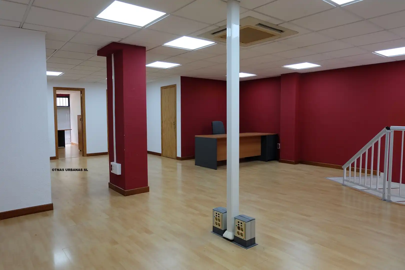 Büro zum Verkauf in Calle Navegante Macias del Poyo, La Flota