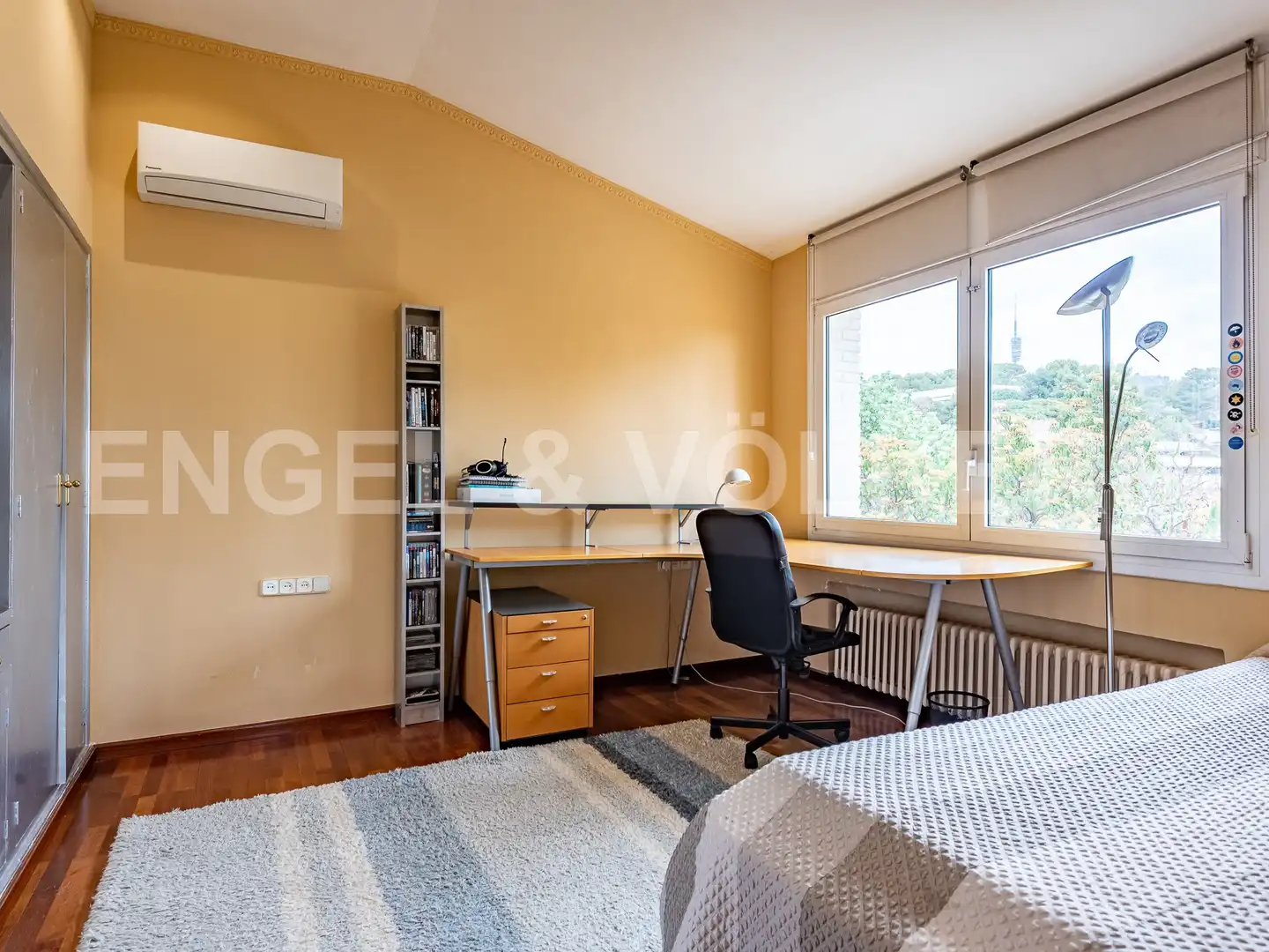 Dormitori de Casa o xalet de lloguer en Barcelona amb Aire condicionat, Calefacció i Jardí privat