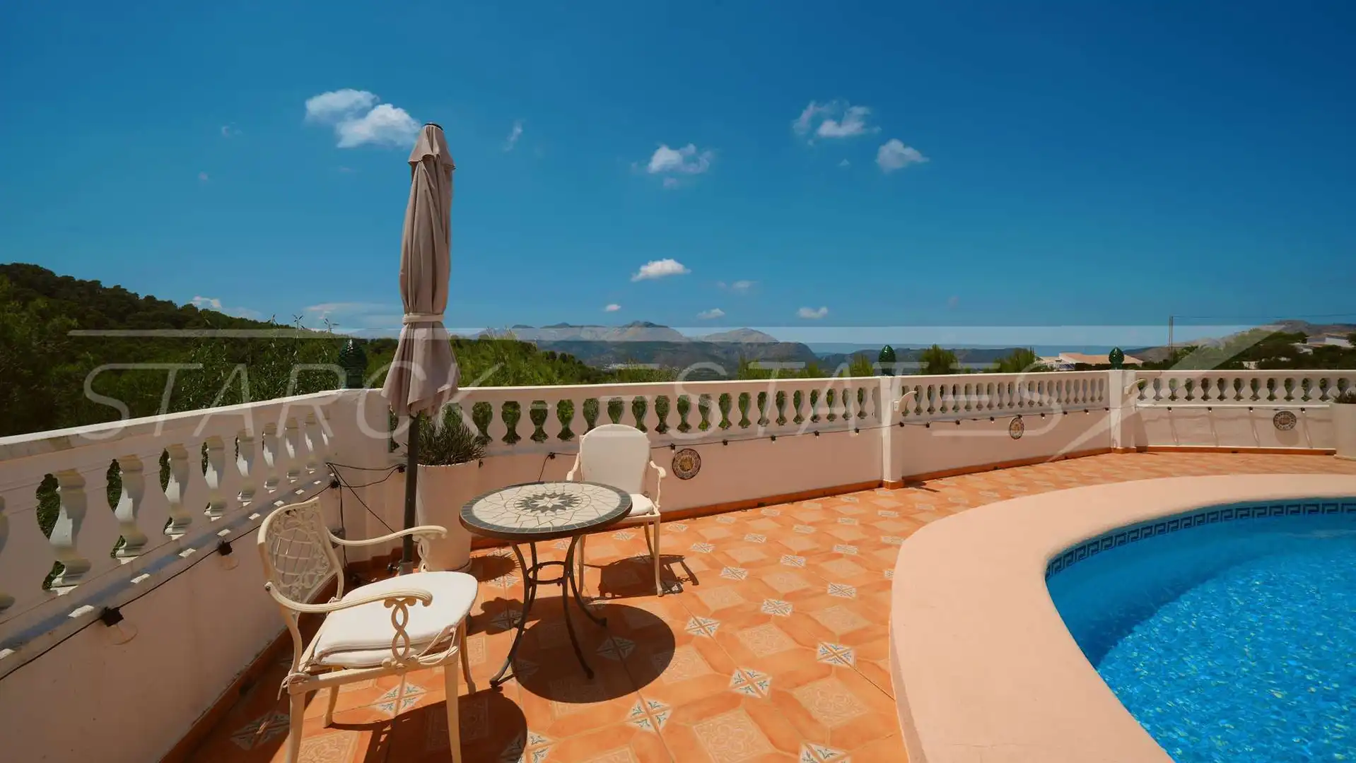 Terrassa de Casa o xalet en venda en Benidoleig amb Aire condicionat, Jardí privat i Piscina