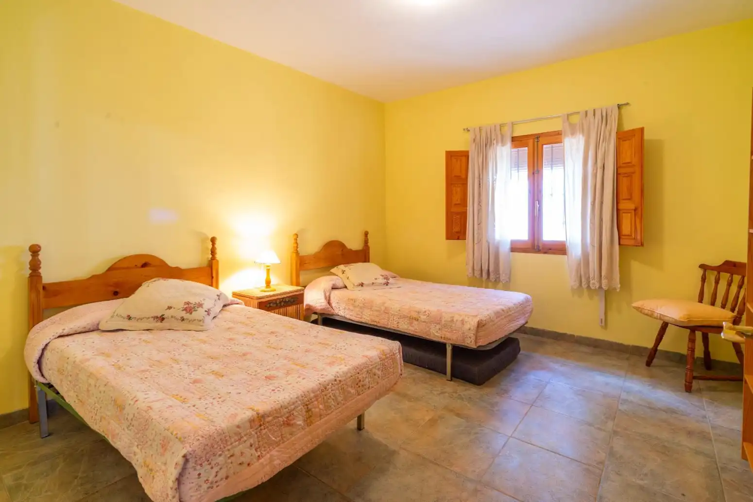Dormitori de Casa o xalet en venda en Mula amb Parquet, Terrassa i Moblat