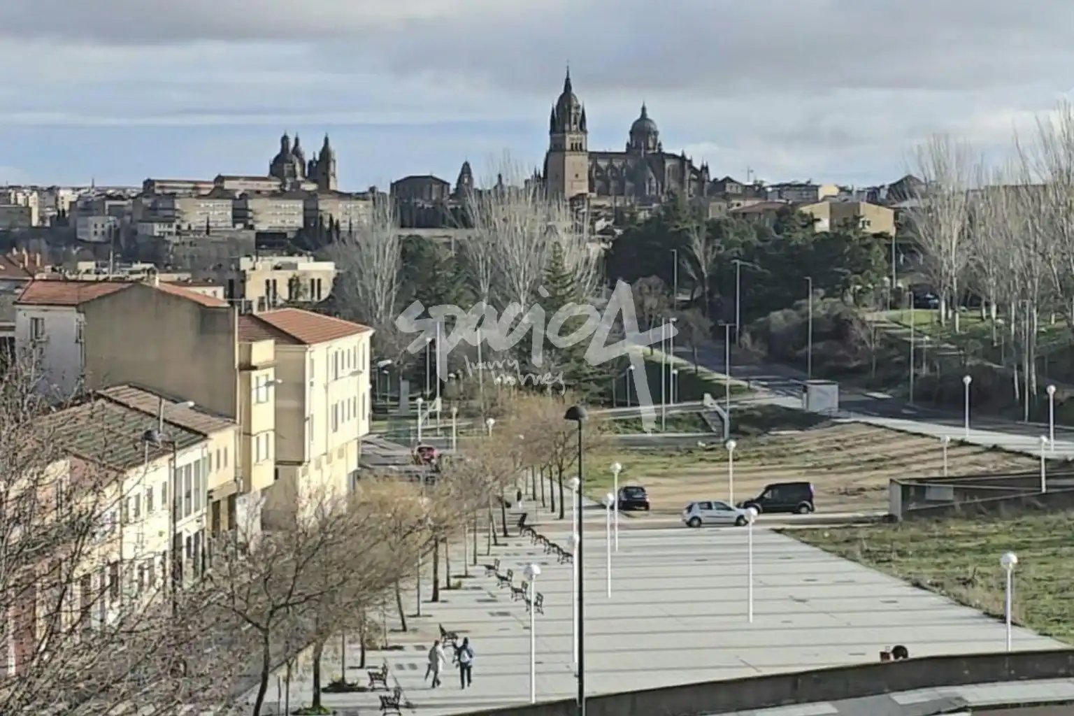 Vista exterior de Àtic en venda en Salamanca amb Aire condicionat, Calefacció i Terrassa