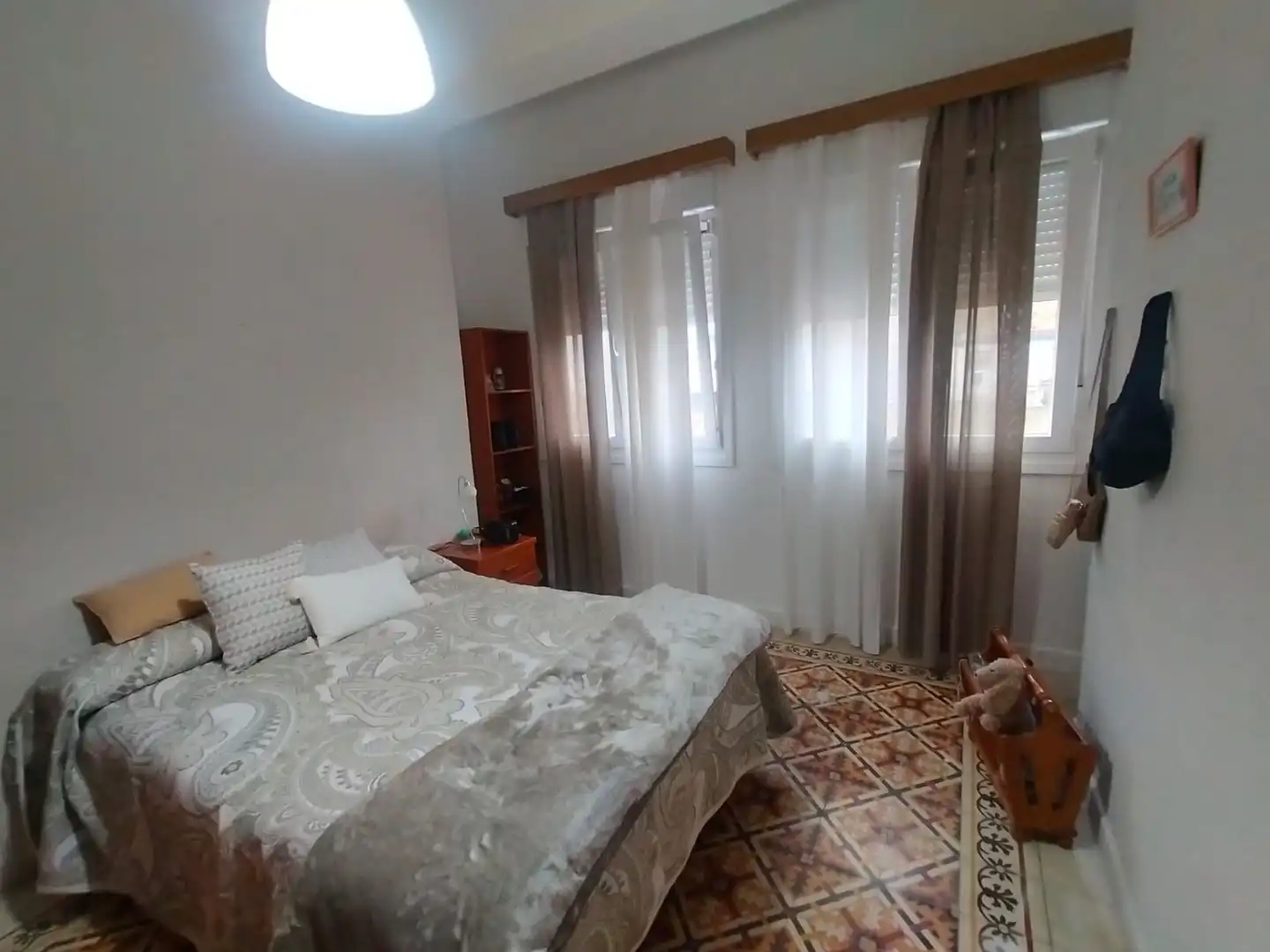 Schlafzimmer von Dachboden zum Verkauf in La Línea de la Concepción mit Terrasse und Abstellraum