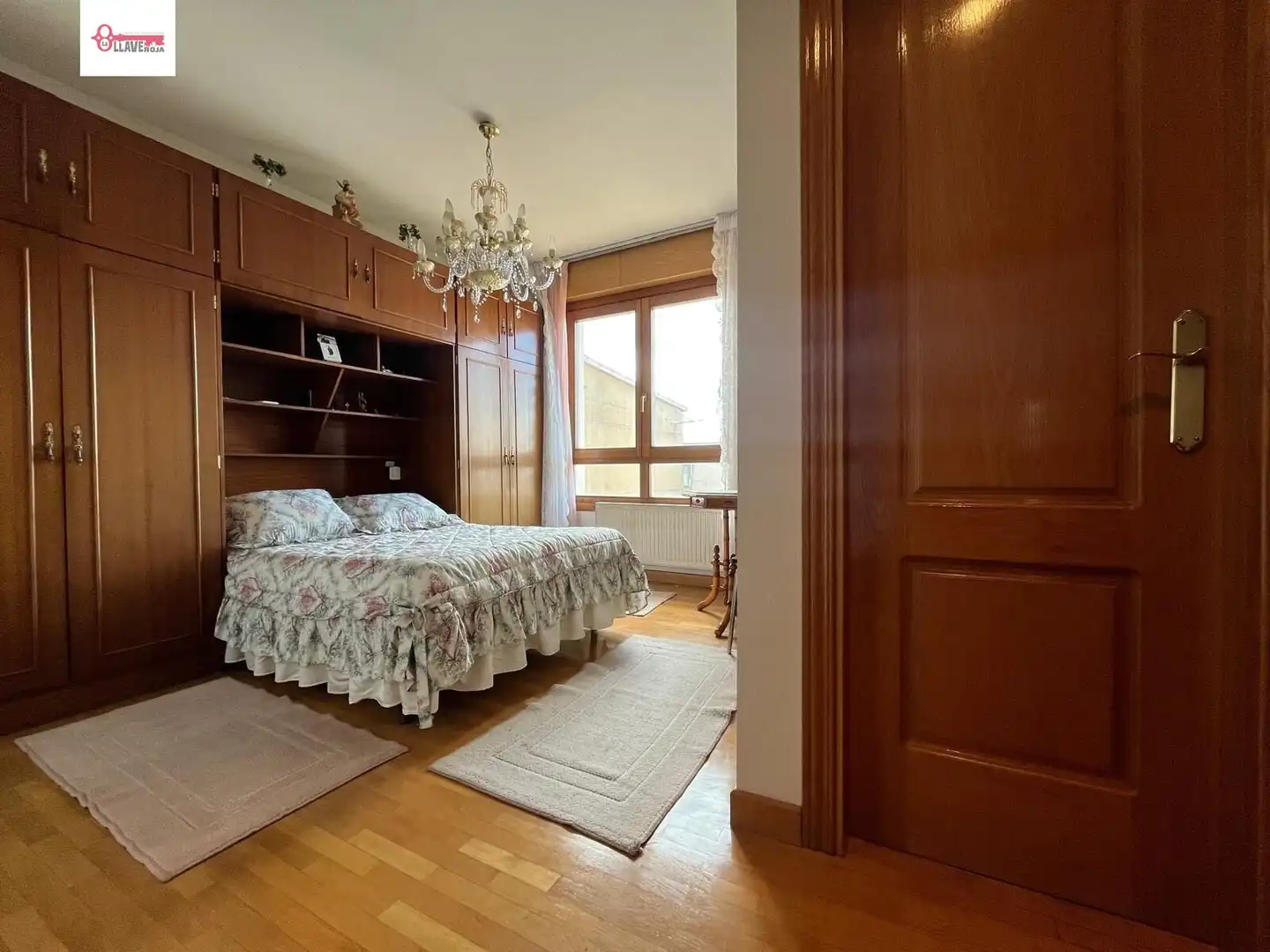 Habitación de Ático en venta en Burgos con Calefacción, Parquet y Terraza
