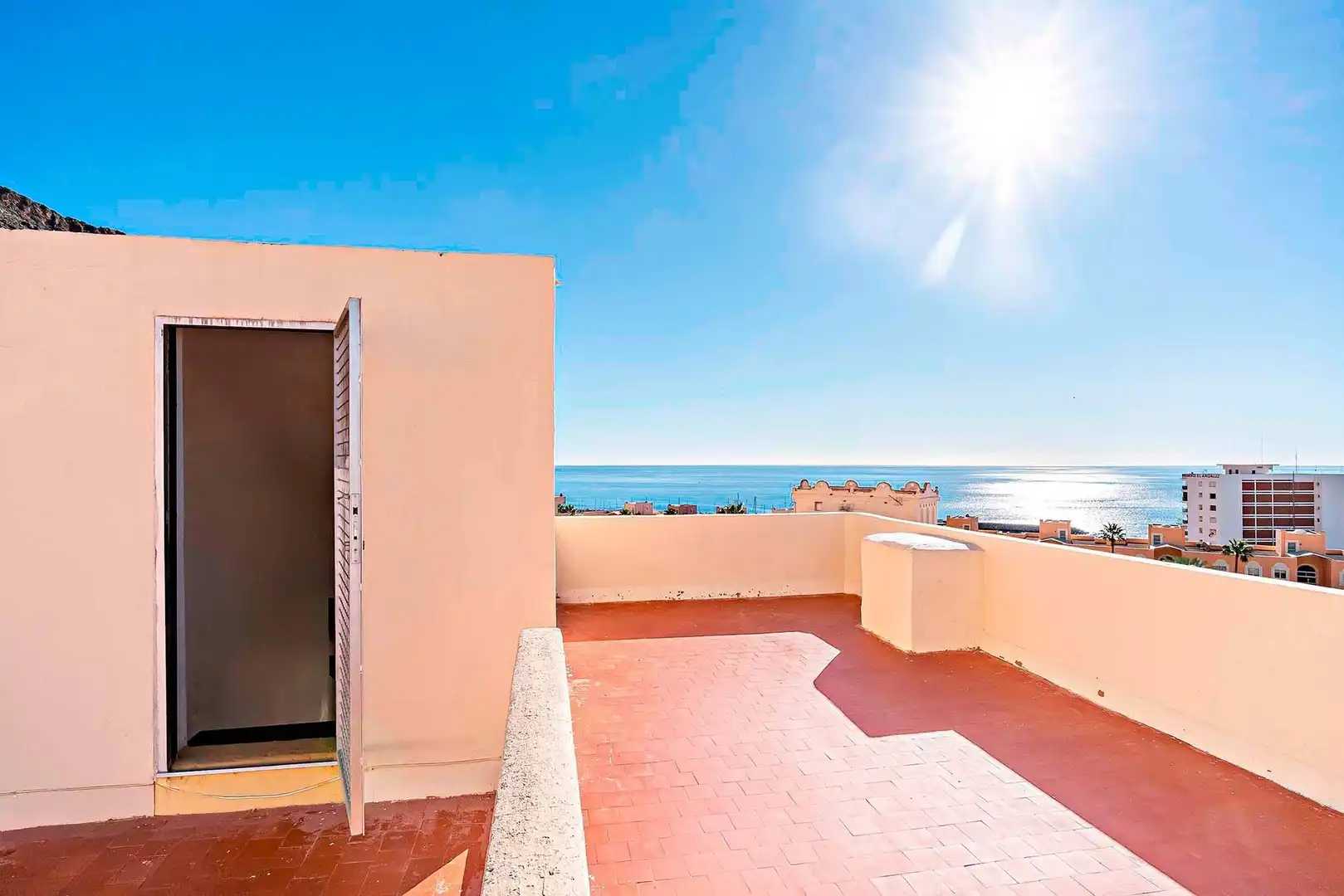 Dormitori de Casa adosada en venda en Roquetas de Mar amb Jardí privat, Terrassa i Traster