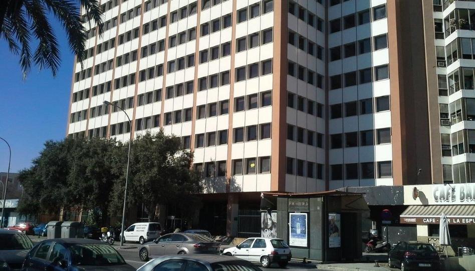 Foto 1 de Oficina en venta en Avenida Blas Infante, 8, El Tardón - El Carmen, Sevilla