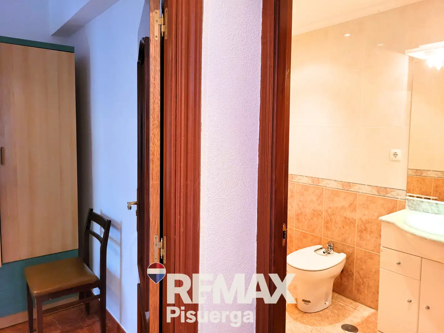 Baño de Piso en venta en Valladolid con Calefacción y Balcón