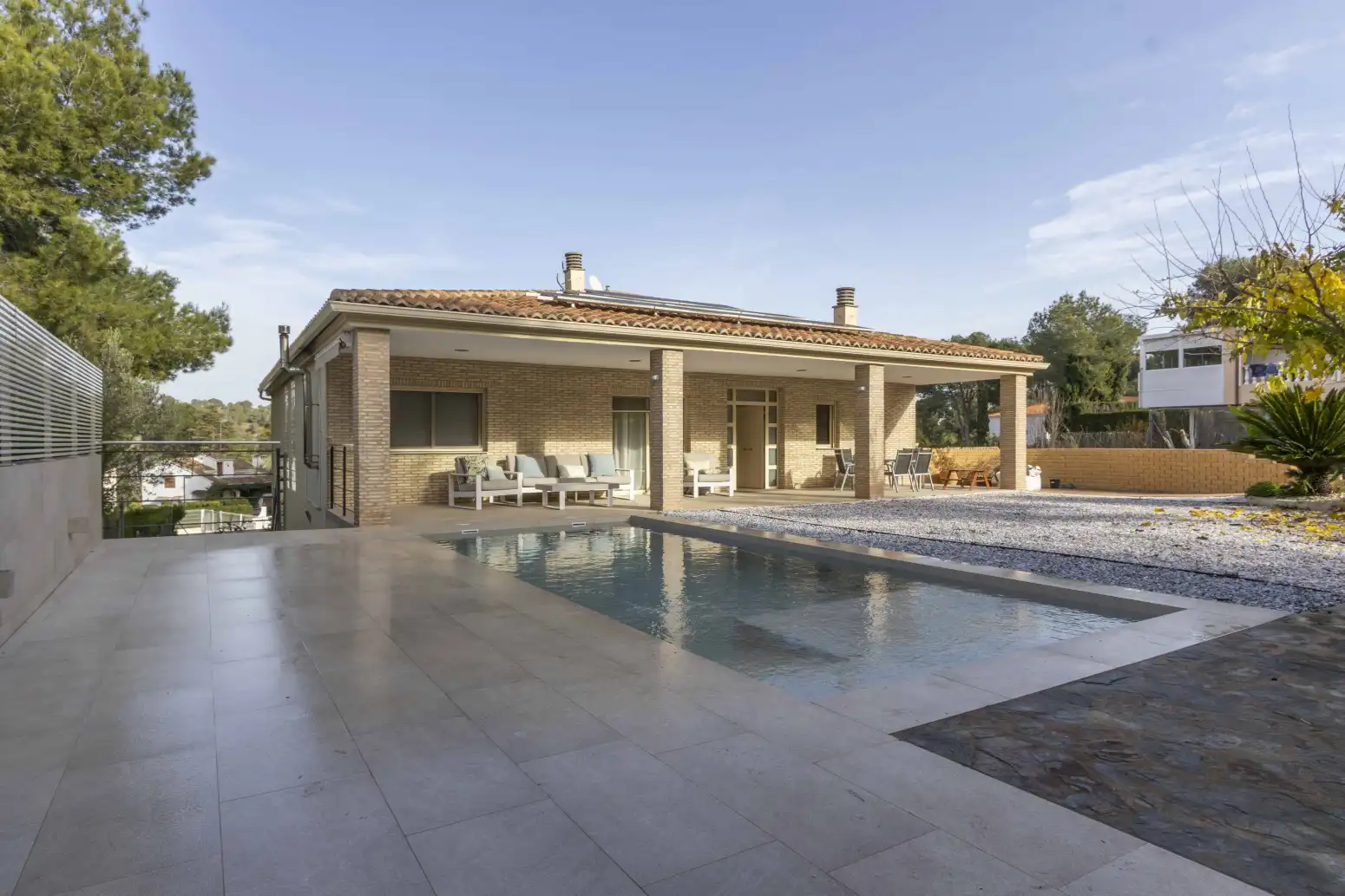 Casa con piscina en venta en Gilet