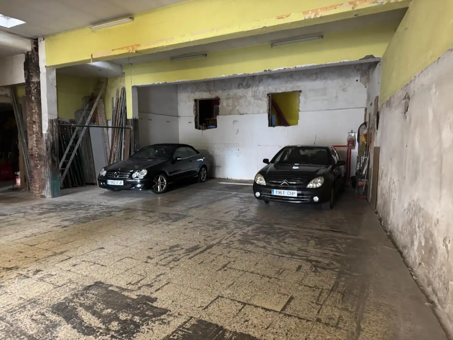Parkplatz von Geschaftsraum zur Miete in Torrelavega 