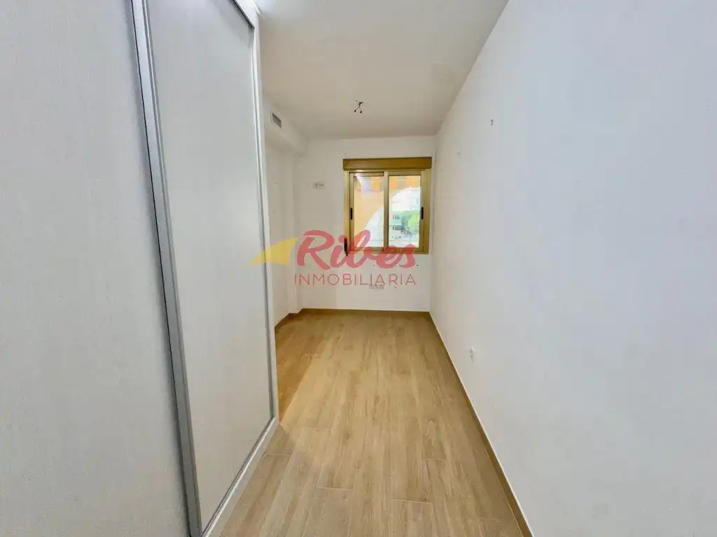 Schlafzimmer von Wohnungen zum Verkauf in Cullera mit Gemeinschaftspool