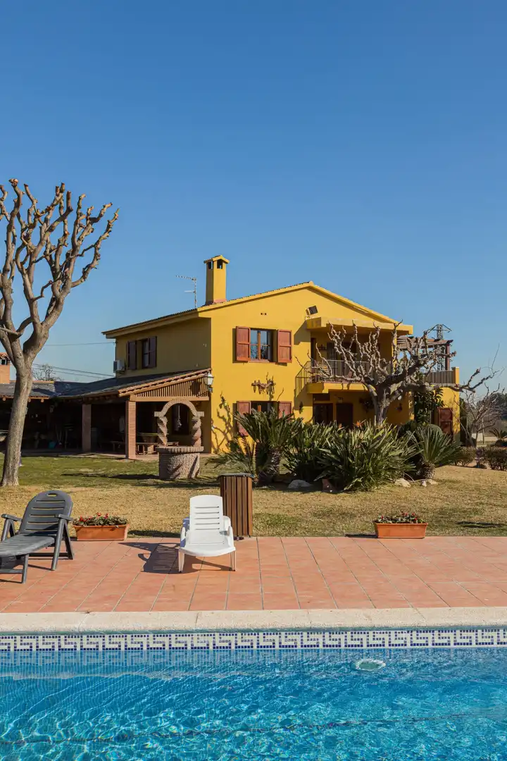 Vista exterior de Finca rústica en venta en La Selva del Camp con Aire acondicionado, Jardín privado y Trastero