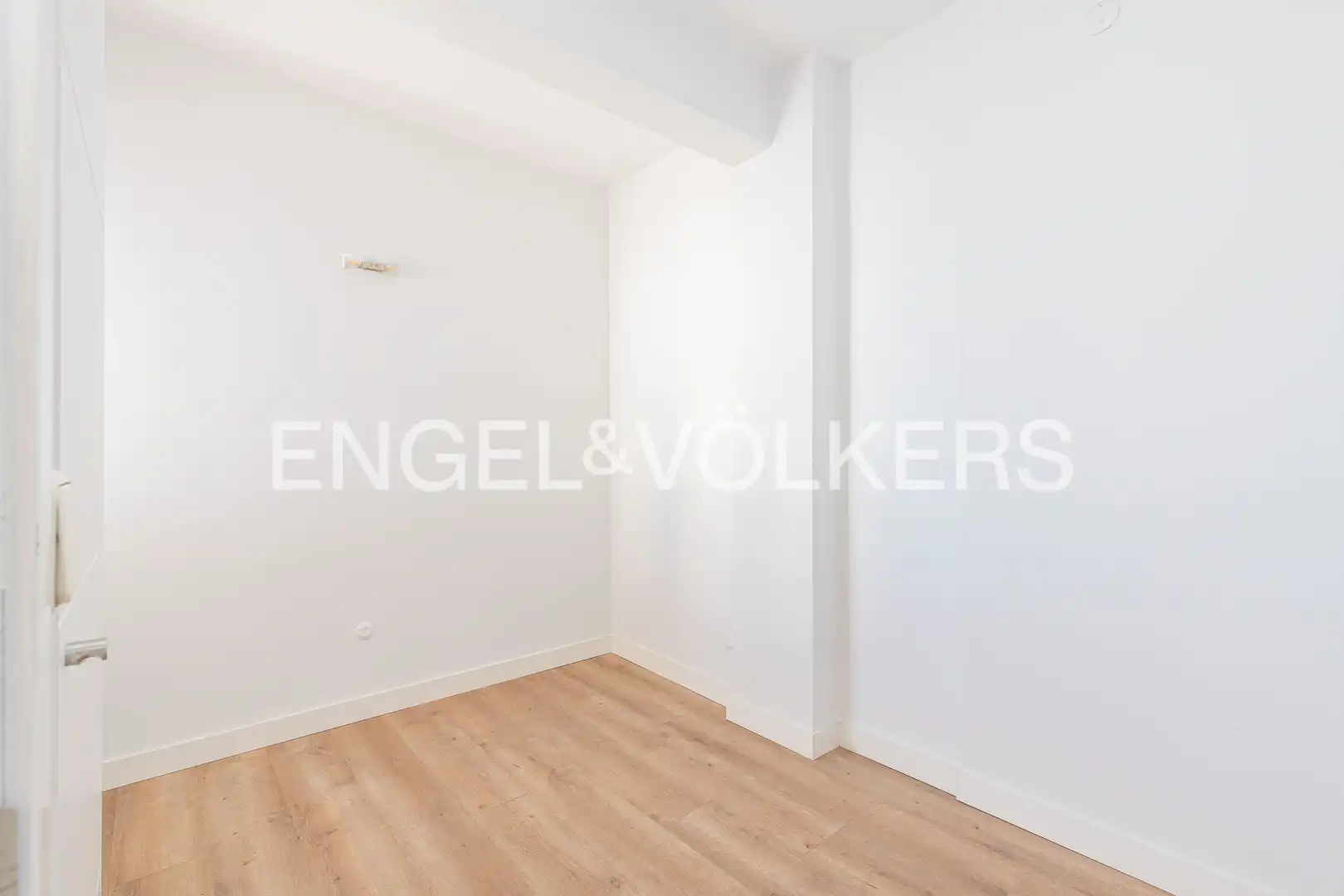 Flat for rent in Madrid  with Air Conditioner, Heating and Terrace