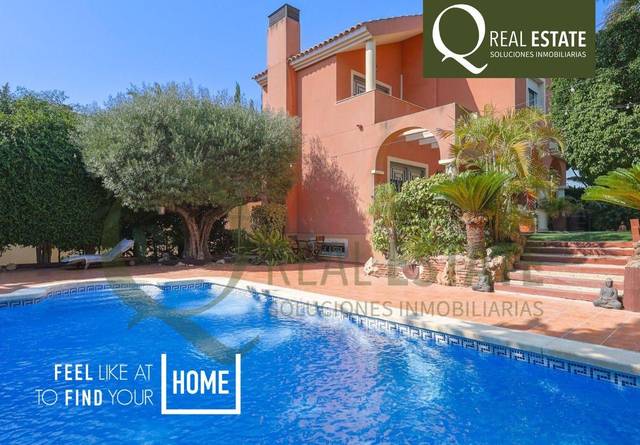 Casa-chalet en Venta en Babel