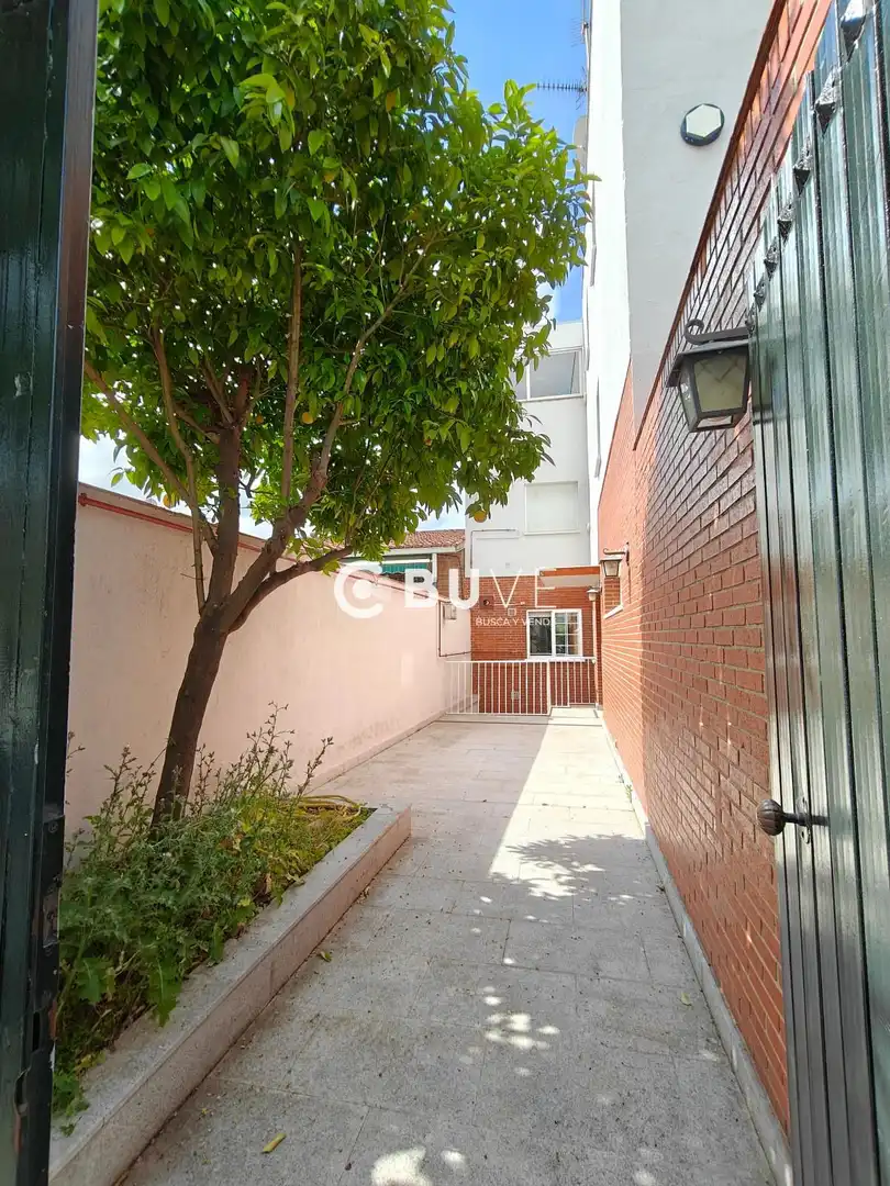 Exterior view of Houses for sale in Madrid  with Air Conditioner and Heating