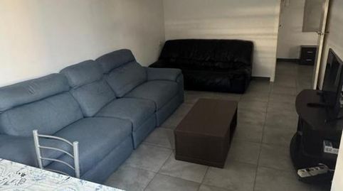 Foto 2 de Piso de alquiler en General Astilleros, El Industrial, Melilla Capital