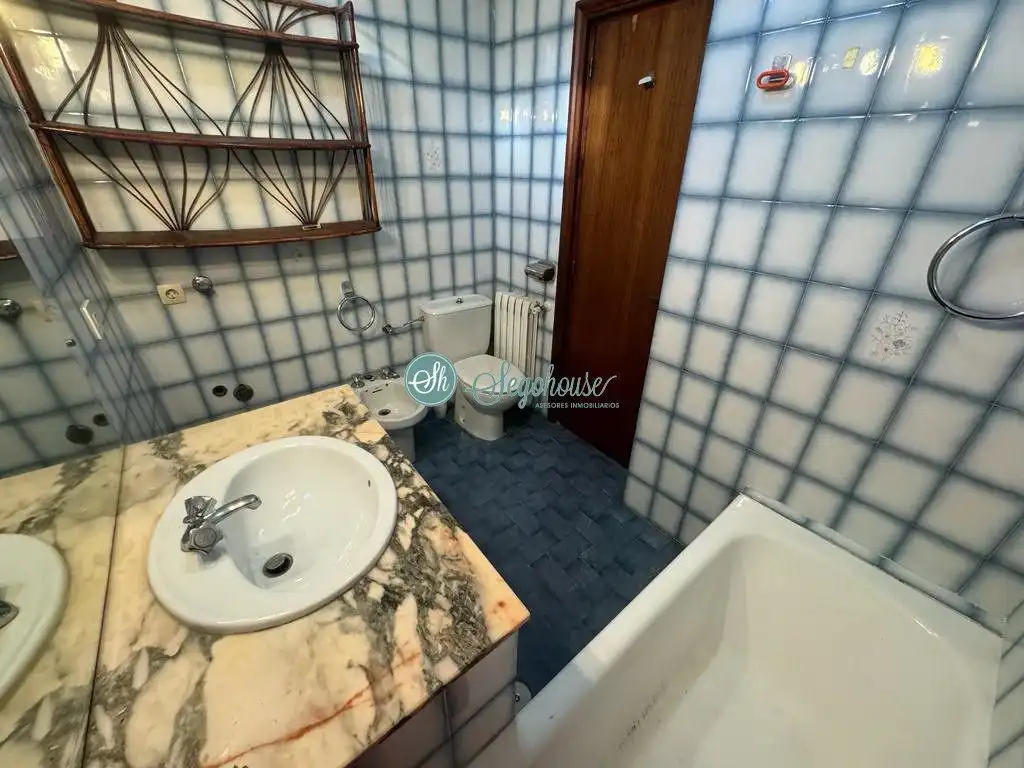 Bathroom of Houses for sale in Segovia  with Heating and Terrace