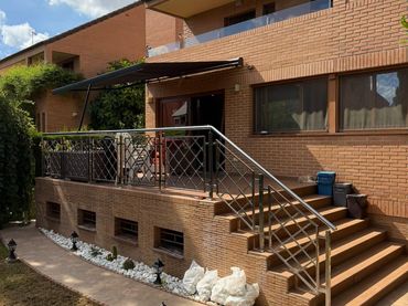 Casa con balcón en venta en Mas Camarena