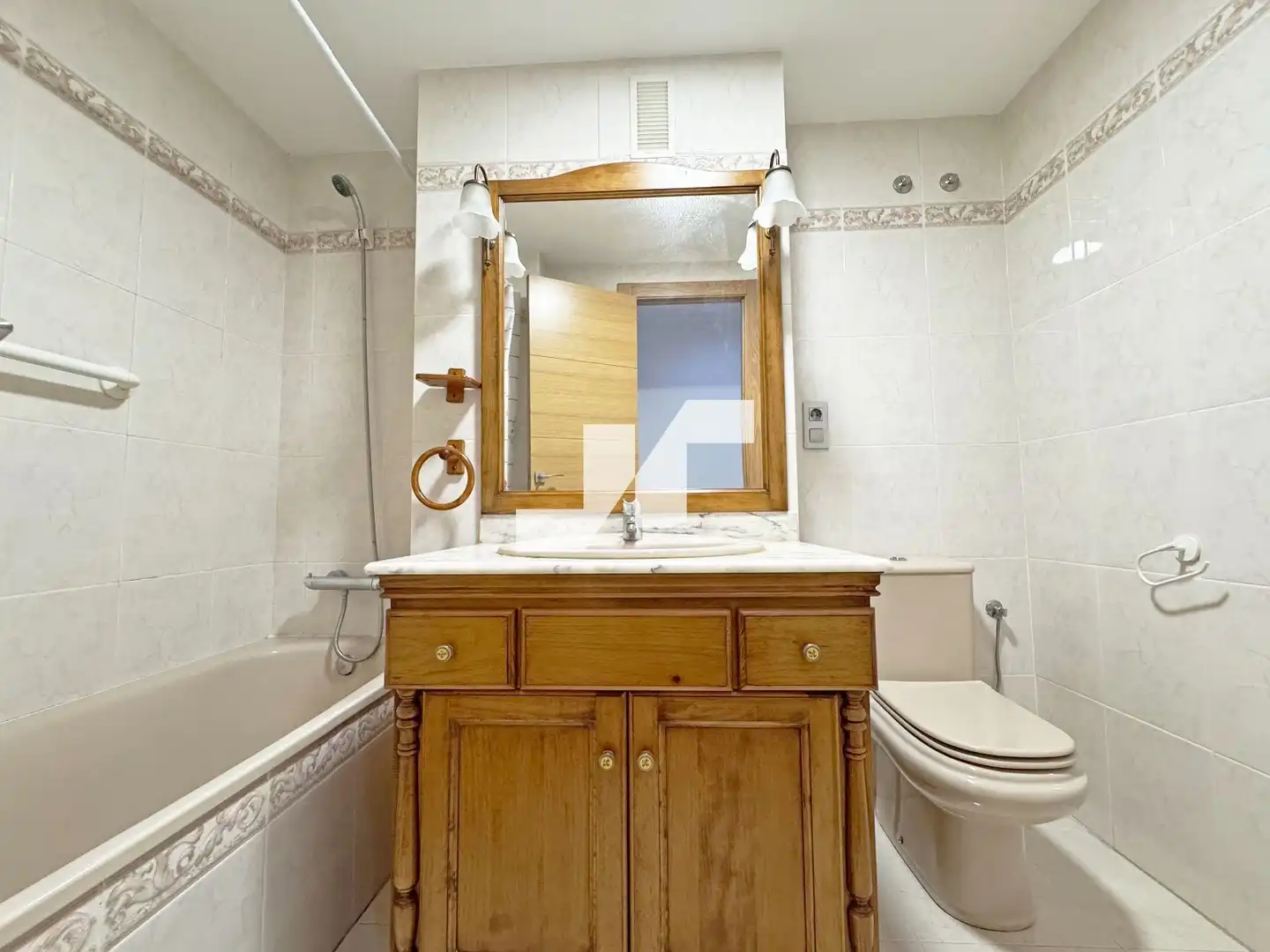 Badezimmer von Wohnung zum Verkauf in Vila-real mit Klimaanlage, Heizung und Terrasse