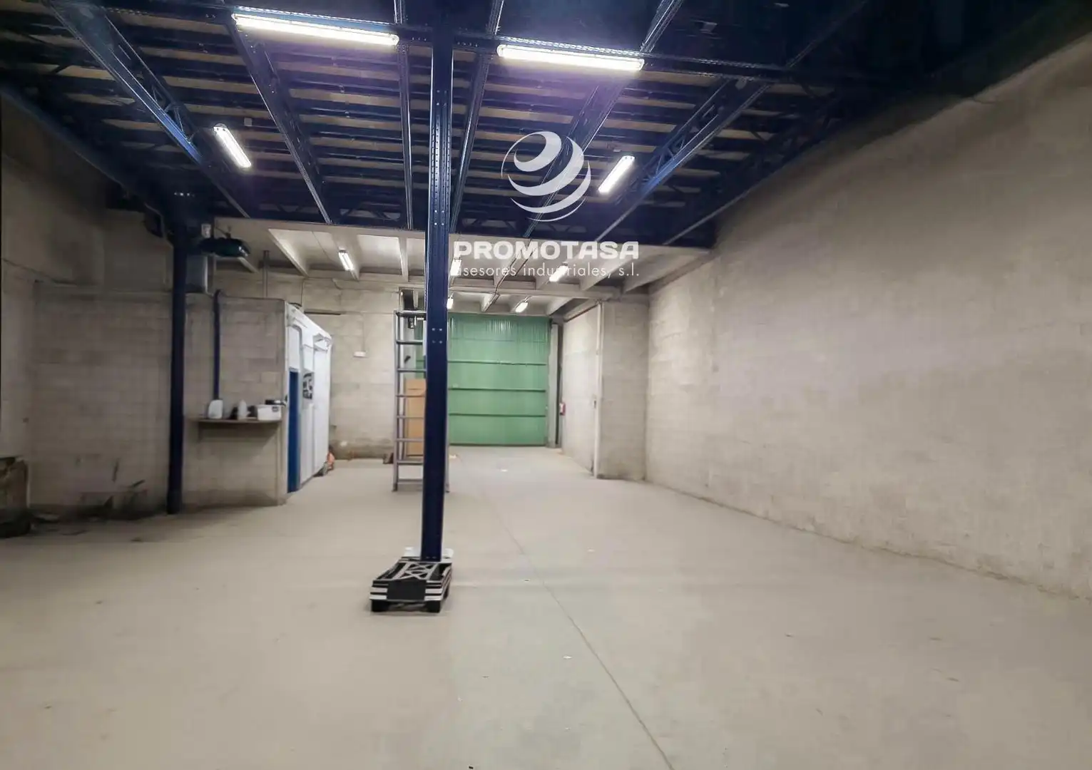 Nau industrial en venda en Madrid amb Calefacció