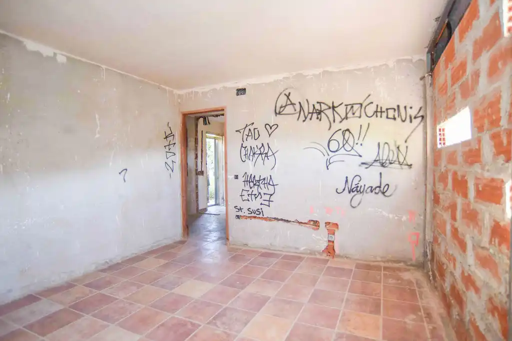Buildings for sale in Santa Susanna