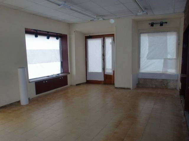 Local comercial en Venta en Calle Pinar en Santo Domingo de la Calzada
